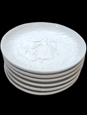 NWOT WEST ELM Twelve Days of Christmas Appetizer Plates  Raised Design Set Of 6